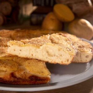 Focaccia con patate (pangrattato)